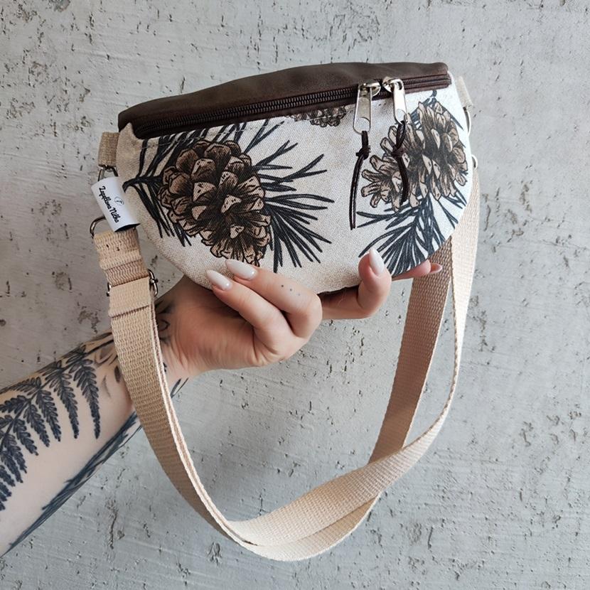 NERECZKA PÓŁKSIĘŻYC GAŁĄZKI CHOINKI