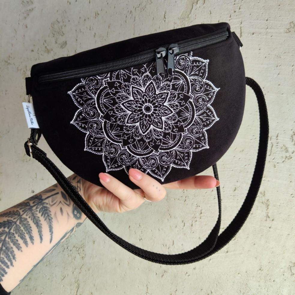 NERKA PÓŁKSIĘŻYC MANDALA