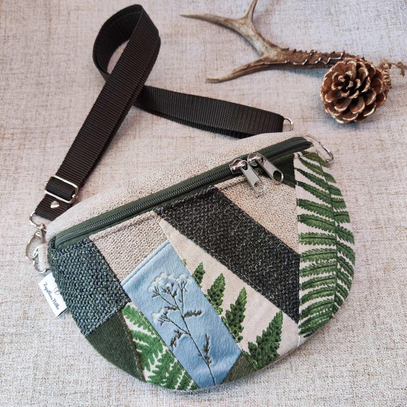 NERKA PÓŁKSIĘŻYC KRWAWNIK PATCHWORK 
