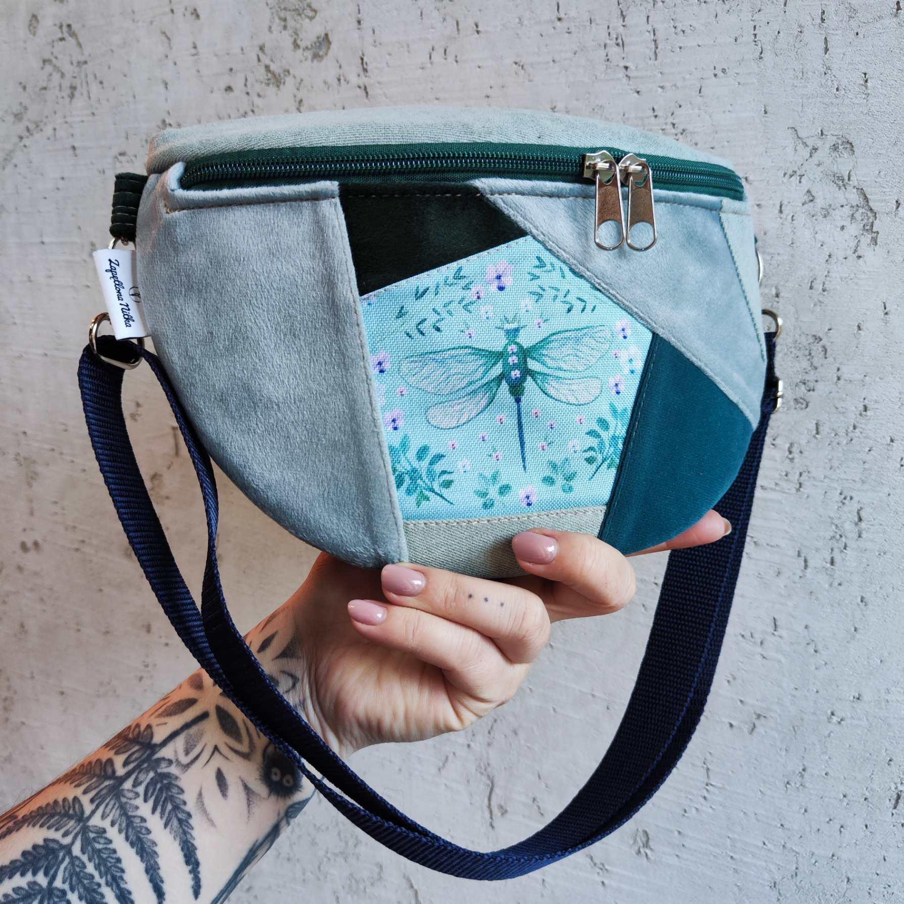 NERKA PÓŁKSIĘŻYC WAŻKA PATCHWORK 